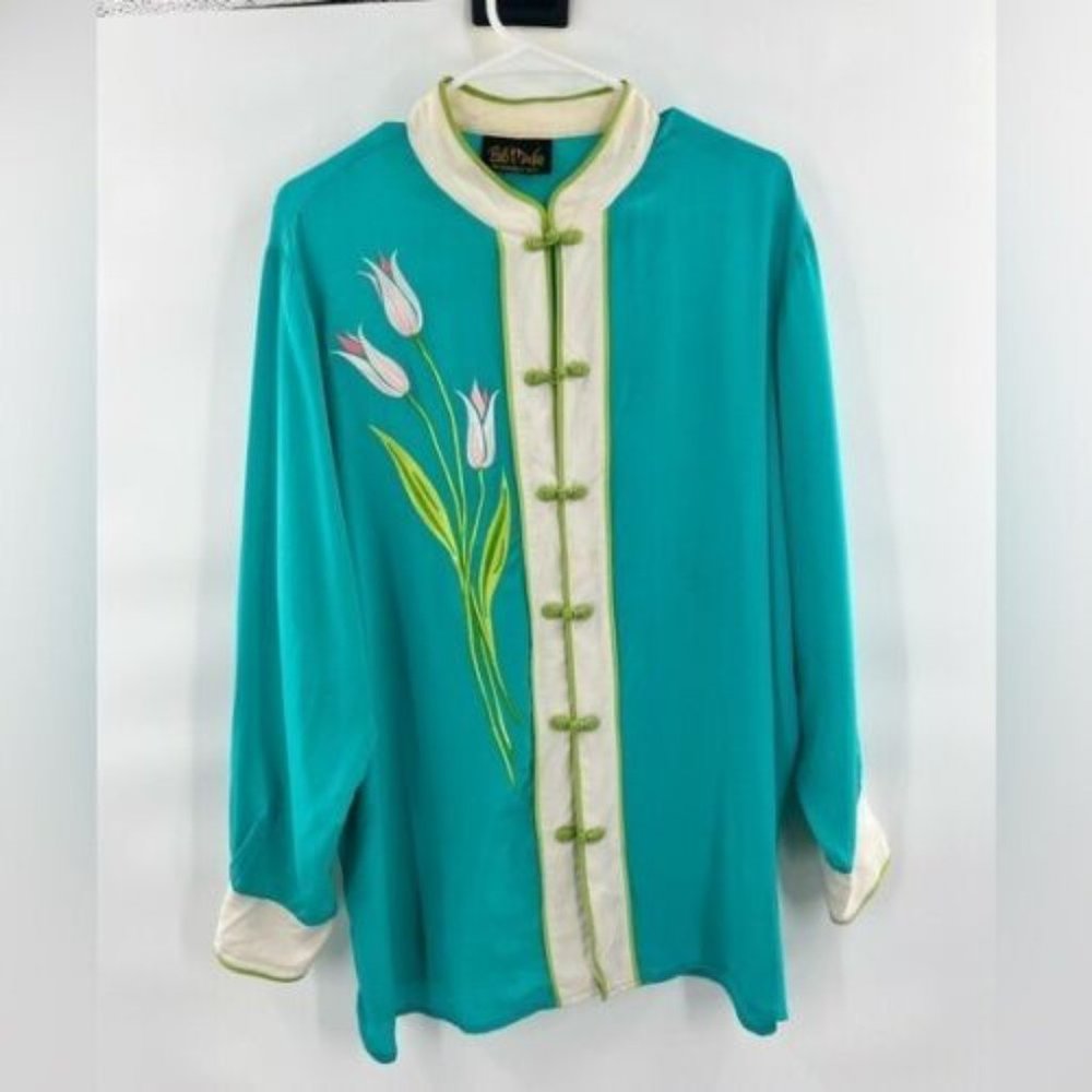 Bpb Mackie wearable art